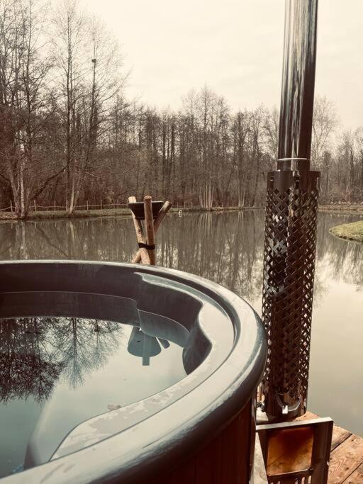 Casa Moon & Son Bain Nordique Sur Le Lac Les Croix Chemins Exterior photo